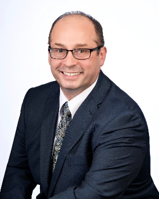 Portrait of Alex Antle.