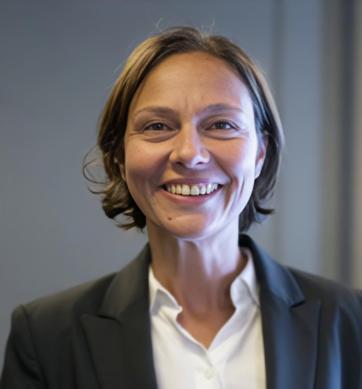 Portrait of Alison Drenikow.