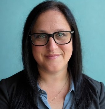 Portrait of Lisa Cohen.
